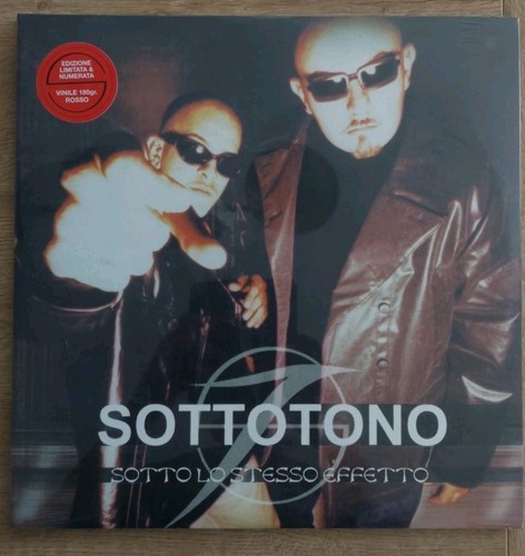 Sottotono sotto stesso - sottotono, lo